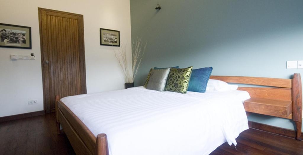The Sangkum Hotel Phnom Penh Room photo