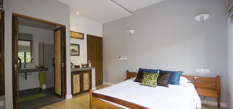 The Sangkum Hotel Phnom Penh Exterior photo