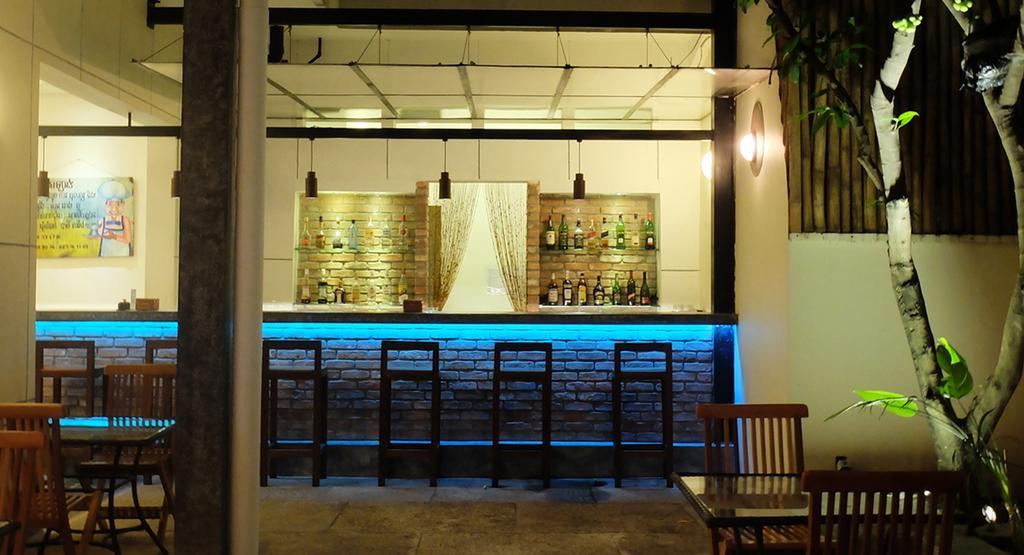 The Sangkum Hotel Phnom Penh Exterior photo
